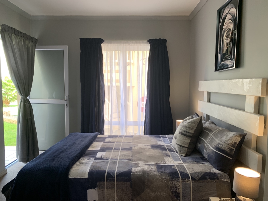 To Let 2 Bedroom Property for Rent in Marina Martinique Eastern Cape